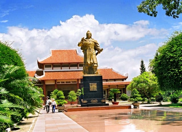 Bảo tàng hoàn đế Quang Trung