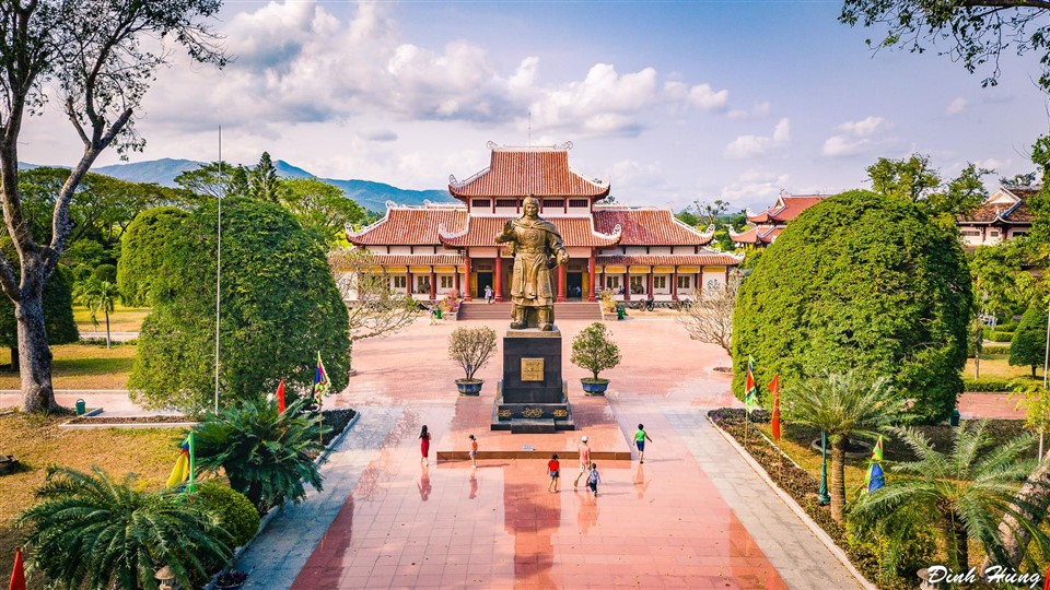 Bảo tàng hoàng đế Quang Trung