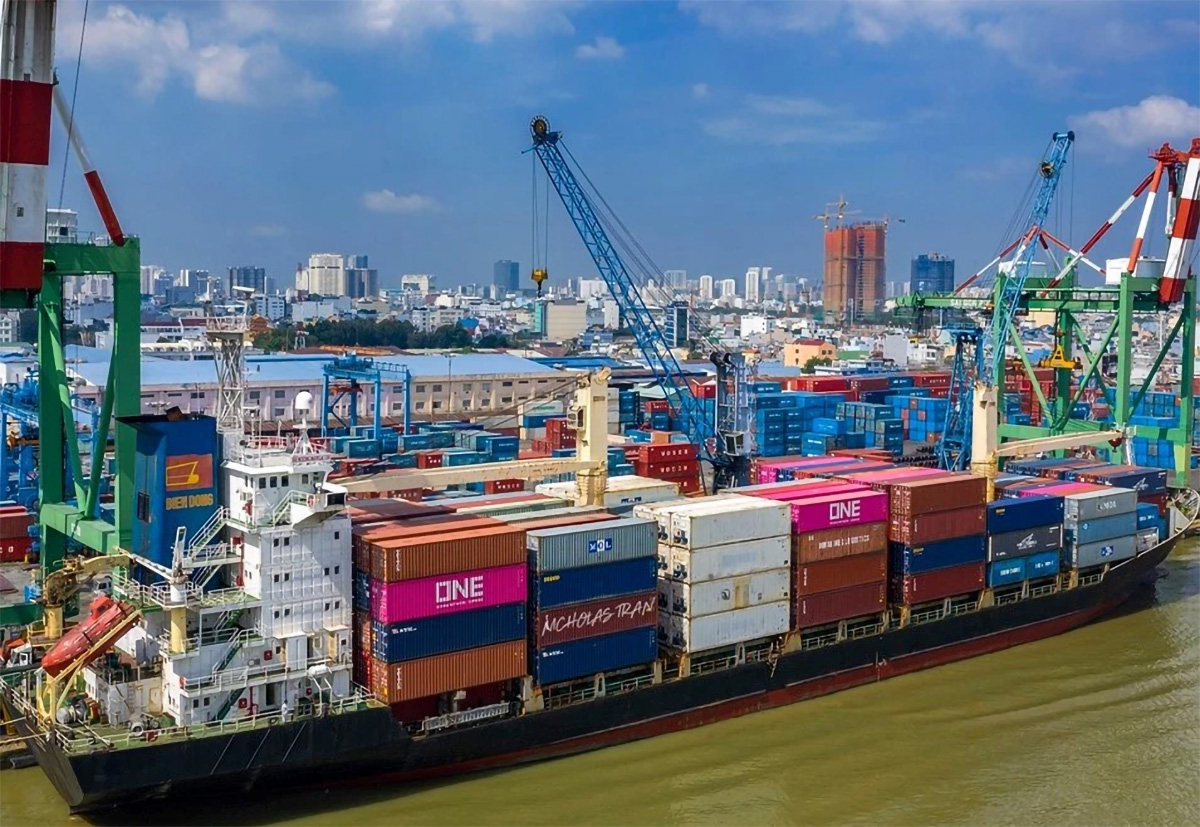 Năm 2021 ngành cảng biển Việt Nam thăng hoa với lãi hơn 4000 tỷ đồng