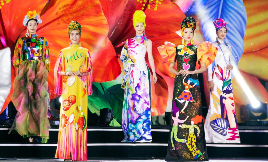 Quảng bá du lịch biển Quy Nhơn qua áo dài Miss World Vietnam 2022 